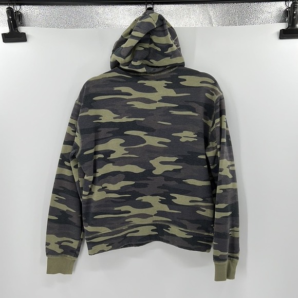 Socialite Camo Hoodie - Medium - Picture 6 of 6